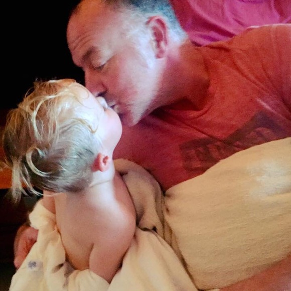 Meet your Posher, Melissa - Picture 2 of 7